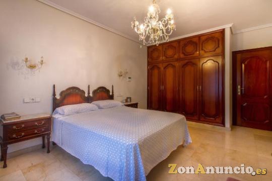 ocasion villa de lujo con garaje y piscina vistas